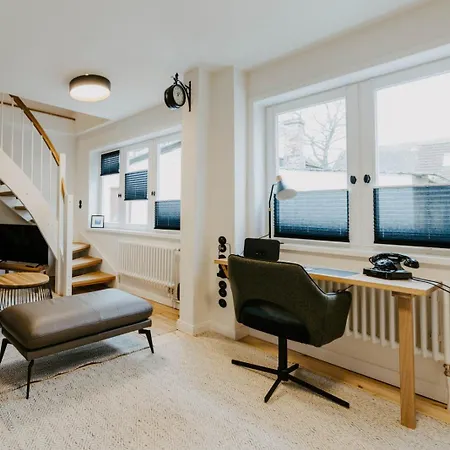 Princess Street No8 * Friedrichstadt